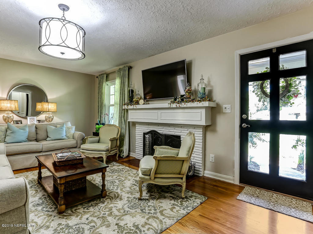 4119 Robin Hood Road Jacksonville, FL 32210 - Photo 12 of 45 4119 Robin Hood Rd-013-40-Living Room-ML