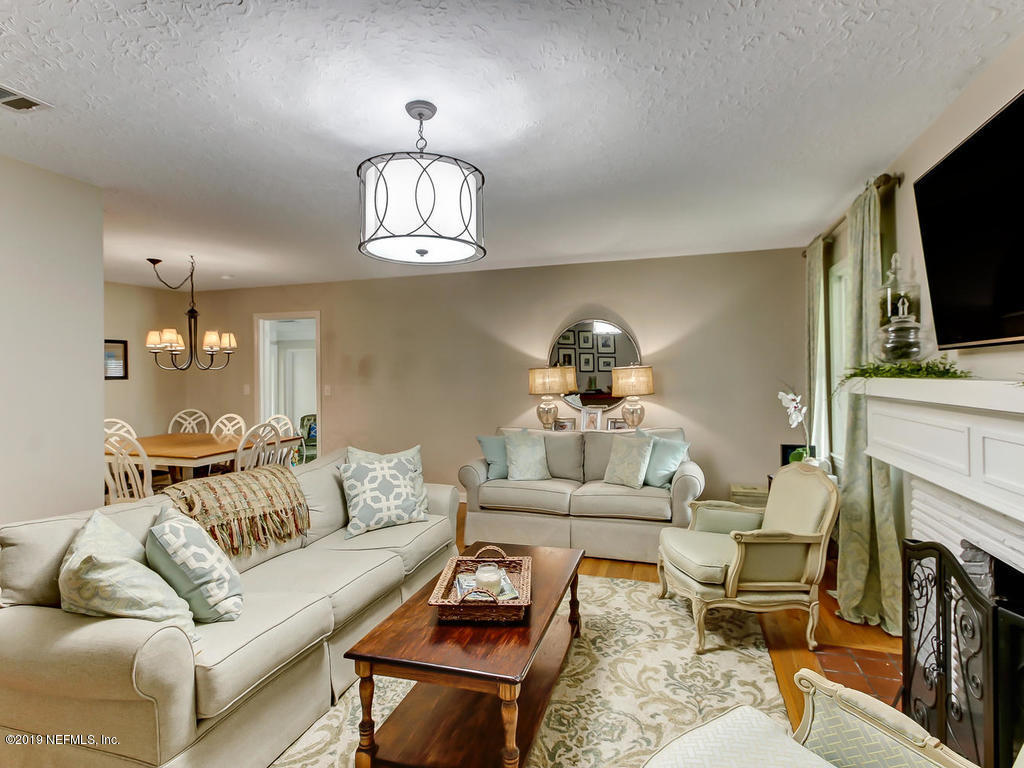 4119 Robin Hood Road Jacksonville, FL 32210 - Photo 15 of 45 4119 Robin Hood Rd-016-26-Living Room-ML