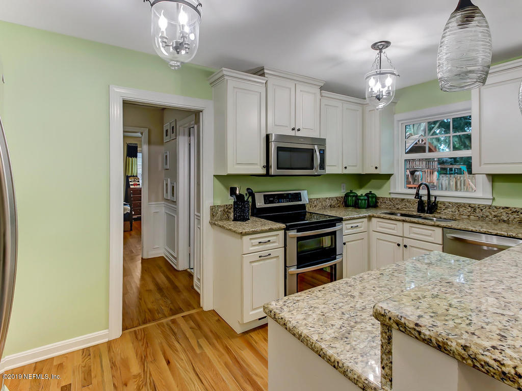 4119 Robin Hood Road Jacksonville, FL 32210 - Photo 18 of 45 4119 Robin Hood Rd-019-19-Kitchen-MLS_Si