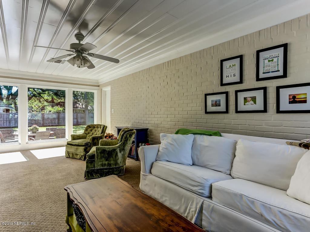 4119 Robin Hood Road Jacksonville, FL 32210 - Photo 24 of 45 4119 Robin Hood Rd-024-50-Family Room-ML