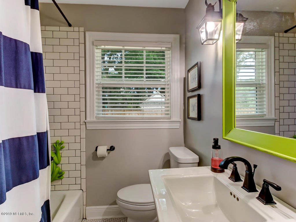 4119 Robin Hood Road Jacksonville, FL 32210 - Photo 34 of 45 4119 Robin Hood Rd-035-38-Guest Bath-MLS
