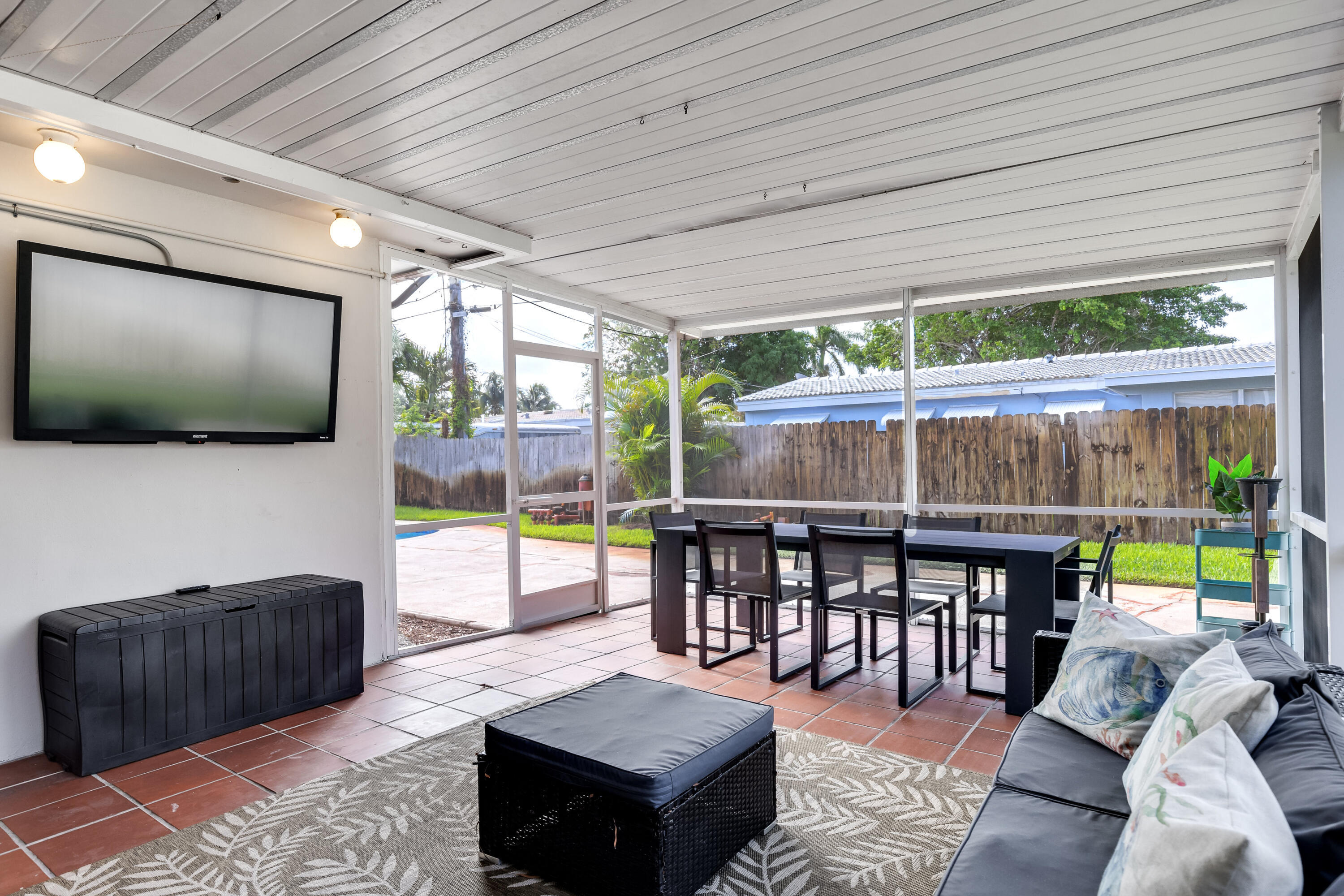 242 Southwest 9th Street Pompano Beach, FL 33060 - Photo 24 of 45 055_new-0022_13