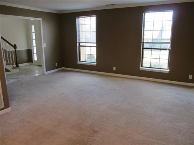 945 General George Patton Road, Unit 945 Nashville, TN 37221 - Photo 3 of 11 Spacious open living room |