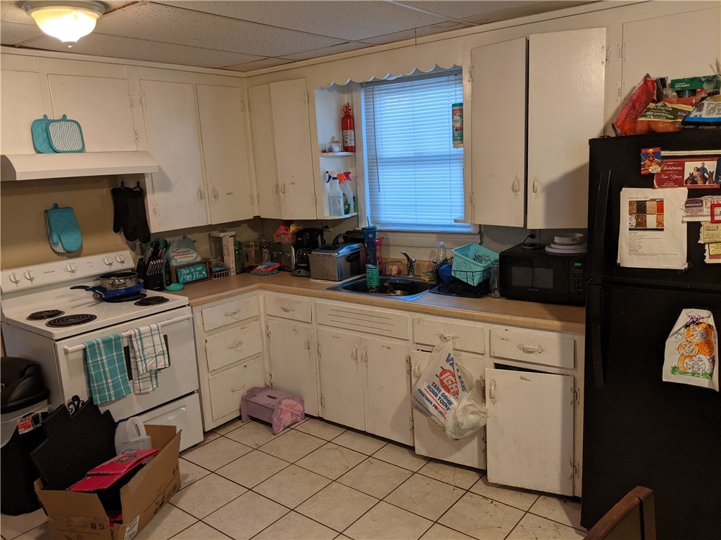 87 Pond Street West Warwick, RI 02893 - Photo 23 of 32