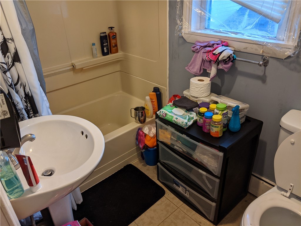 87 Pond Street West Warwick, RI 02893 - Photo 24 of 32