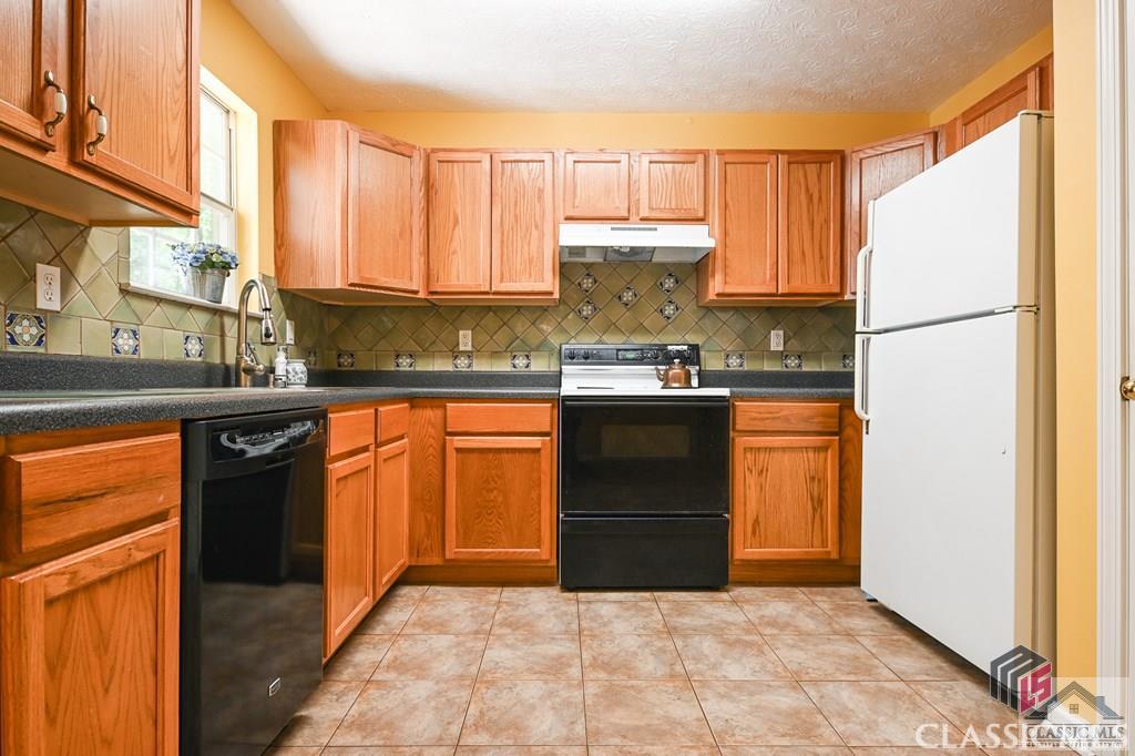2255 Wall Road Monroe, GA 30656 - Photo 6 of 49 Gallery Image 6