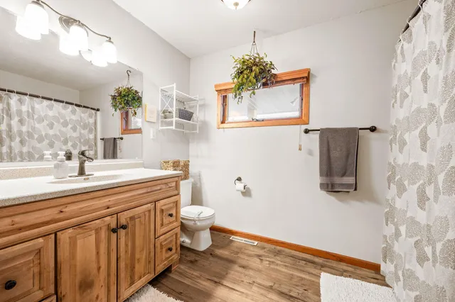 $450,000 | 16452 90th Street, Brownton, MN 55312