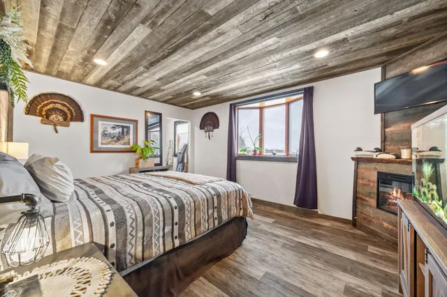 $450,000 | 16452 90th Street, Brownton, MN 55312