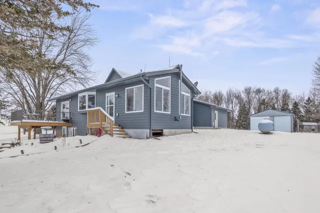 $450,000 | 16452 90th Street, Brownton, MN 55312