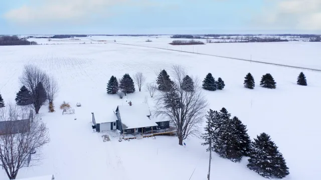 $450,000 | 16452 90th Street, Brownton, MN 55312