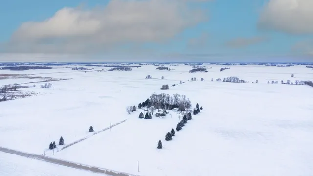 $450,000 | 16452 90th Street, Brownton, MN 55312