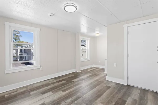 $499,000 | 377 Manchester Street, Manchester, NH 03103
