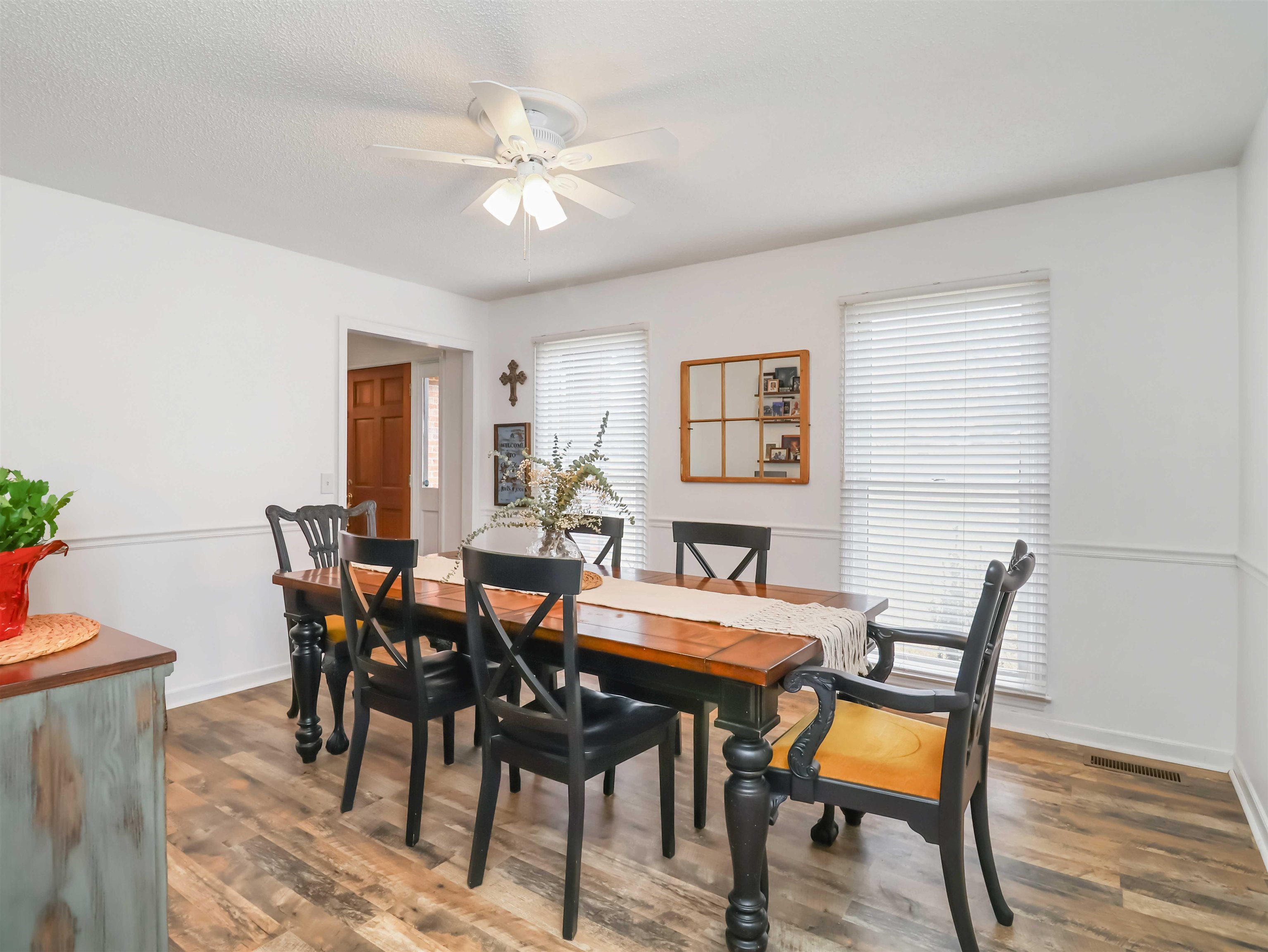 302 Clevy Bush Drive Inman, SC 29349 - Photo 4 of 15 Gallery Image 4