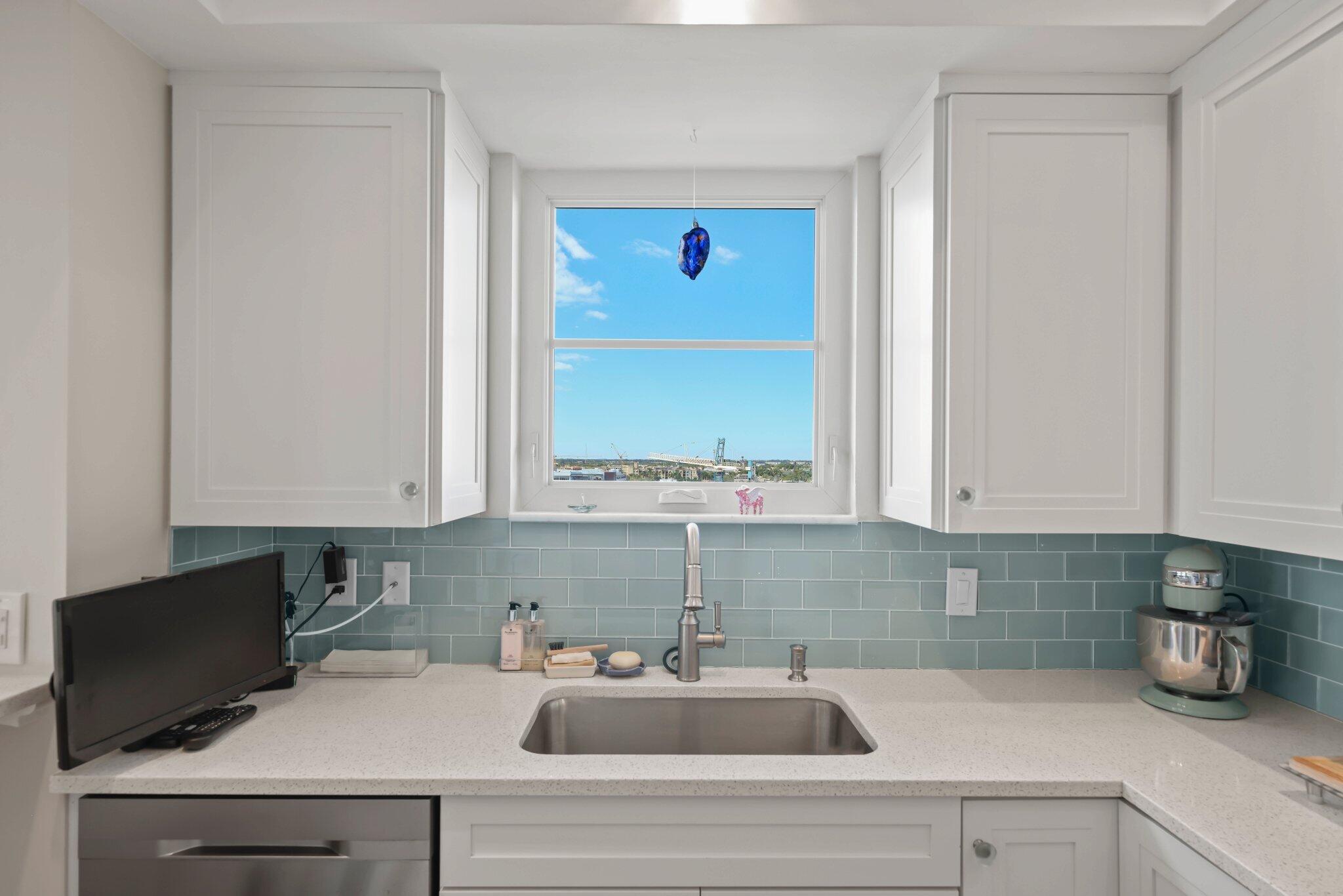 50 E Road, Unit 12J Delray Beach, FL 33483 - Photo 17 of 43 Kitchen with Western Views