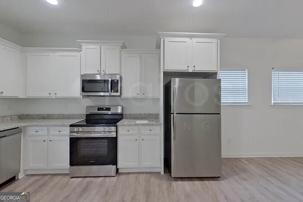 $2,195 | 130 English Oak Lane, Warner Robins, GA 31093