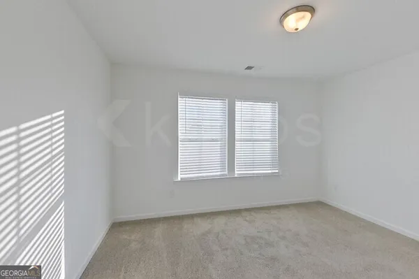 $2,195 | 130 English Oak Lane, Warner Robins, GA 31093