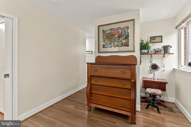 $875,000 | 10016 Raeburn Court, Fairfax, VA 22032