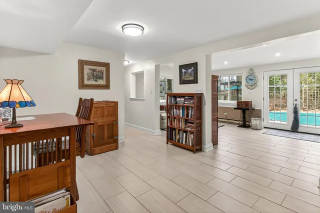 $875,000 | 10016 Raeburn Court, Fairfax, VA 22032