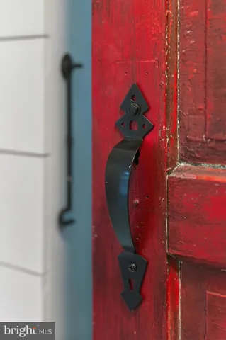 $875,000 | 10016 Raeburn Court, Fairfax, VA 22032