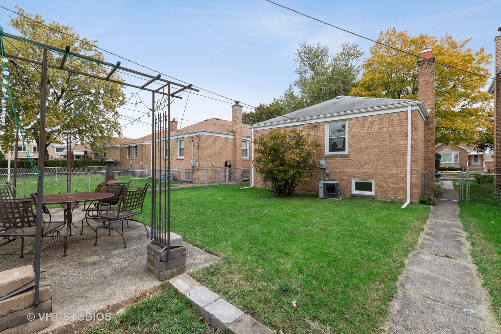 2230 South 11th Avenue North Riverside, IL 60546 - Photo 13 of 17