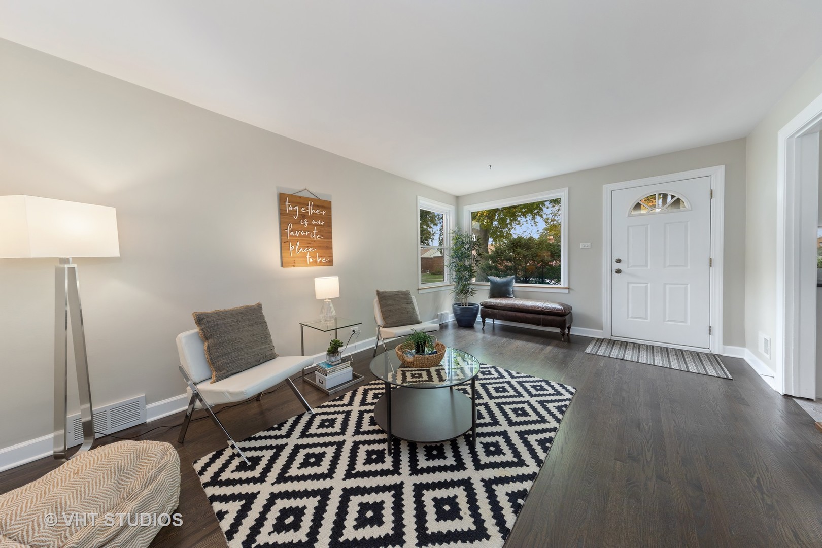 2230 South 11th Avenue North Riverside, IL 60546 - Photo 3 of 17