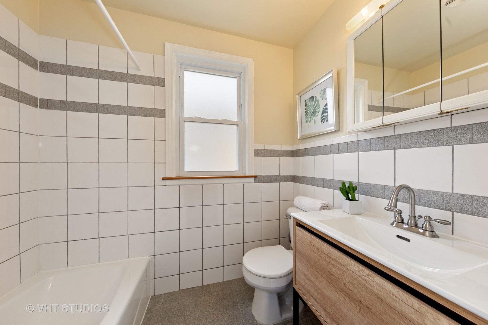2230 South 11th Avenue North Riverside, IL 60546 - Photo 10 of 17
