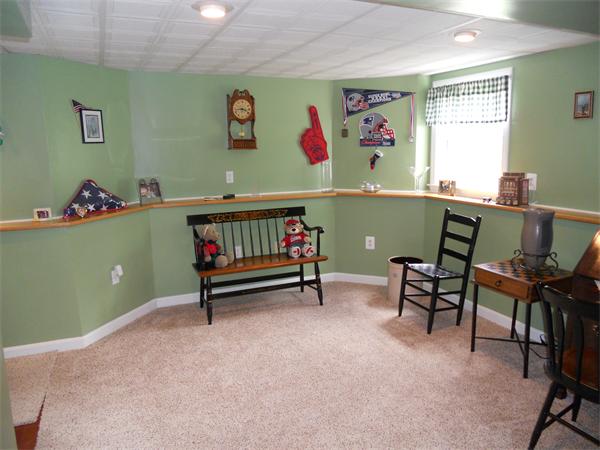 35 Pontiac Road Raynham, MA 02767 - Photo 17 of 21 Gallery Image 17