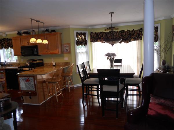 35 Pontiac Road Raynham, MA 02767 - Photo 3 of 21 Gallery Image 3