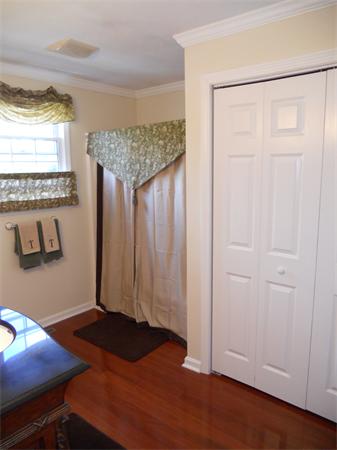 35 Pontiac Road Raynham, MA 02767 - Photo 9 of 21 Gallery Image 9