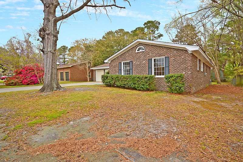 2488 Vistavia Road North Charleston, SC 29406 - Photo 3 of 32 DSC_0627-copy