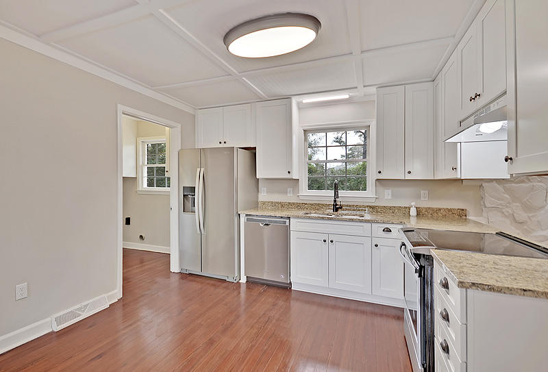 2488 Vistavia Road North Charleston, SC 29406 - Photo 10 of 32 DSC_0688_DSC_0695-copy