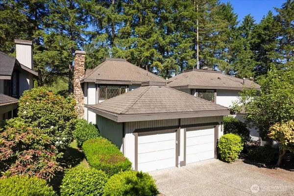 $930,000 | 4605 170th Place Northeast, Unit 7, Redmond, WA 98052
