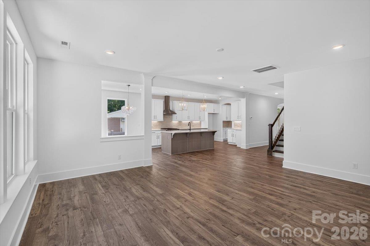4927 Potter Road Matthews, NC 28104 - Photo 9 of 48 Gallery Image 9