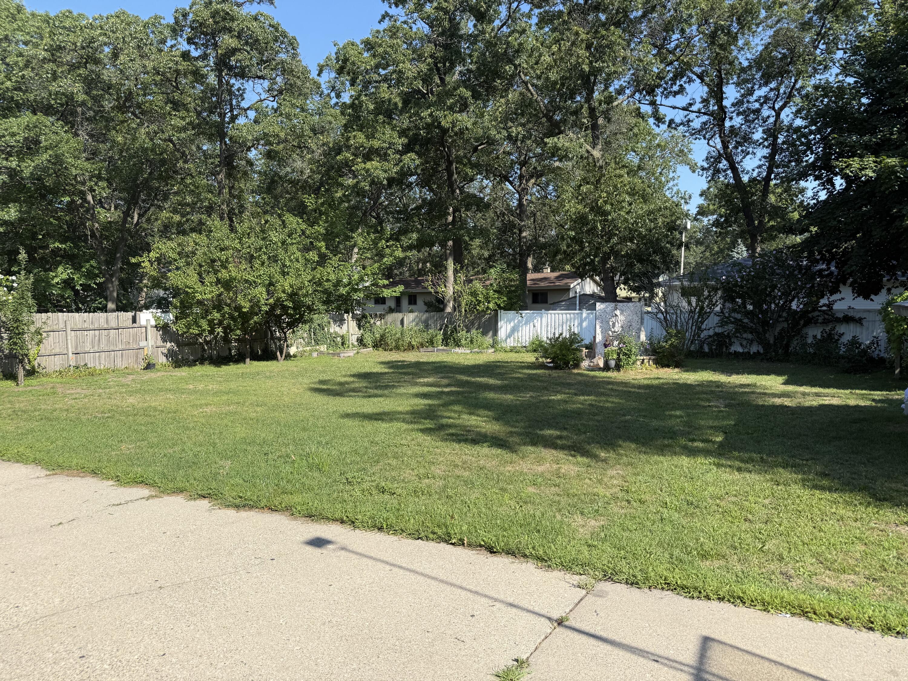 2278 Reneer Avenue Muskegon, MI 49441 - Photo 16 of 16 IMG_0402