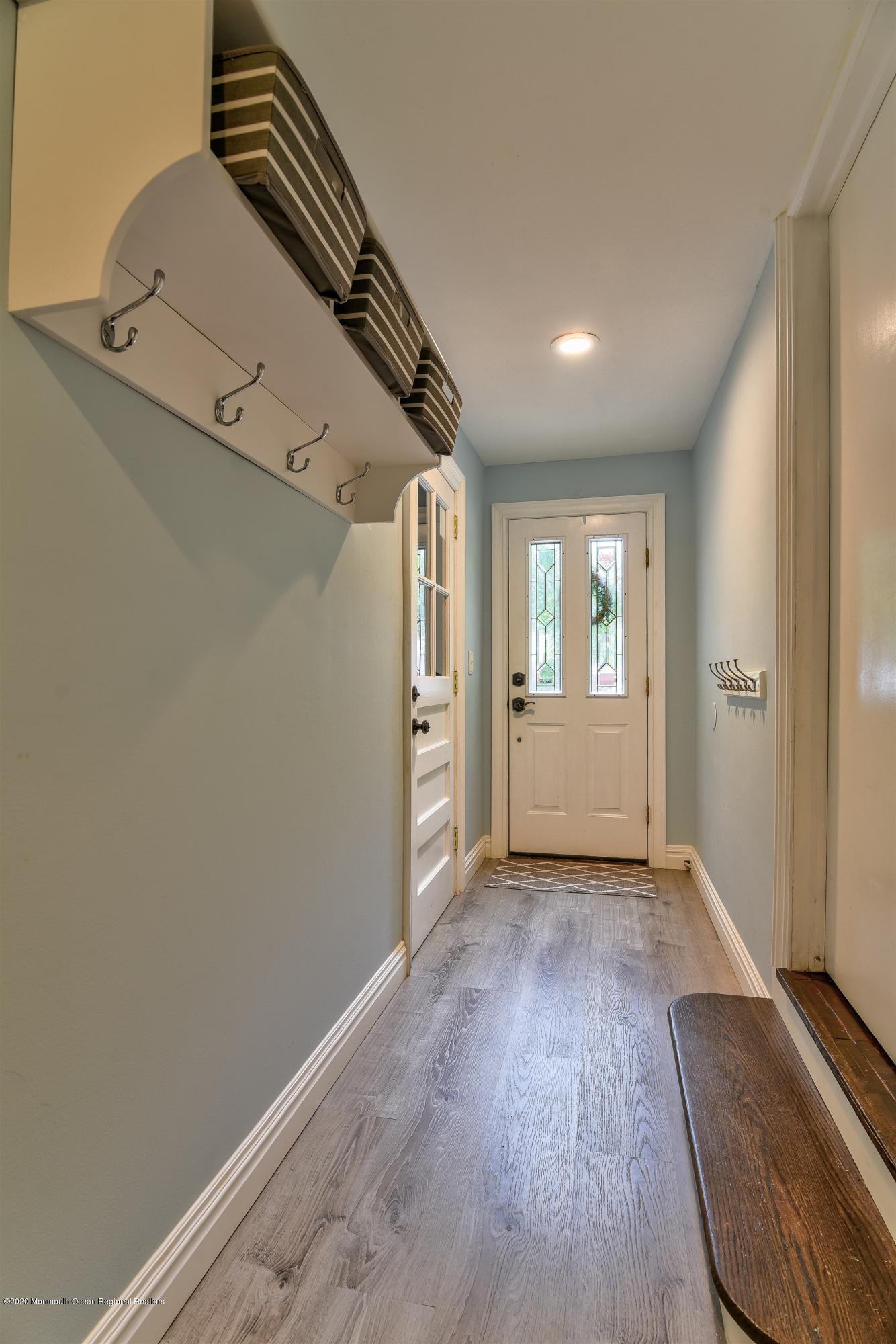 69 Longstreet Road Holmdel, NJ 07733 - Photo 13 of 29 25-Mud Room
