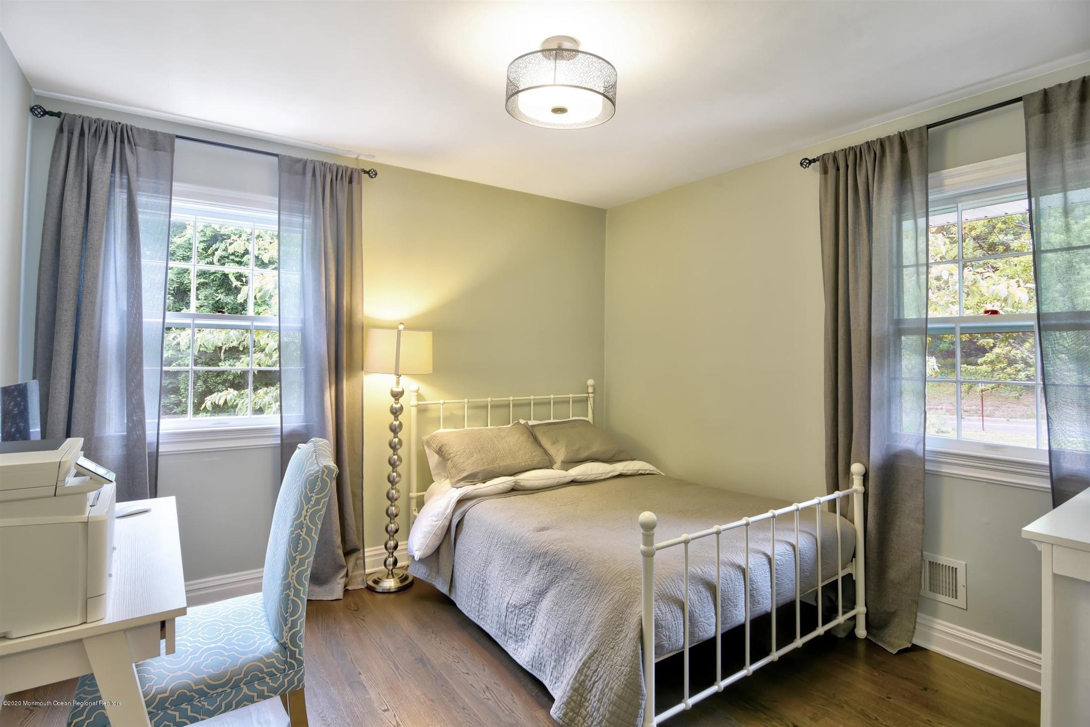 69 Longstreet Road Holmdel, NJ 07733 - Photo 21 of 29 3rd Bedroom