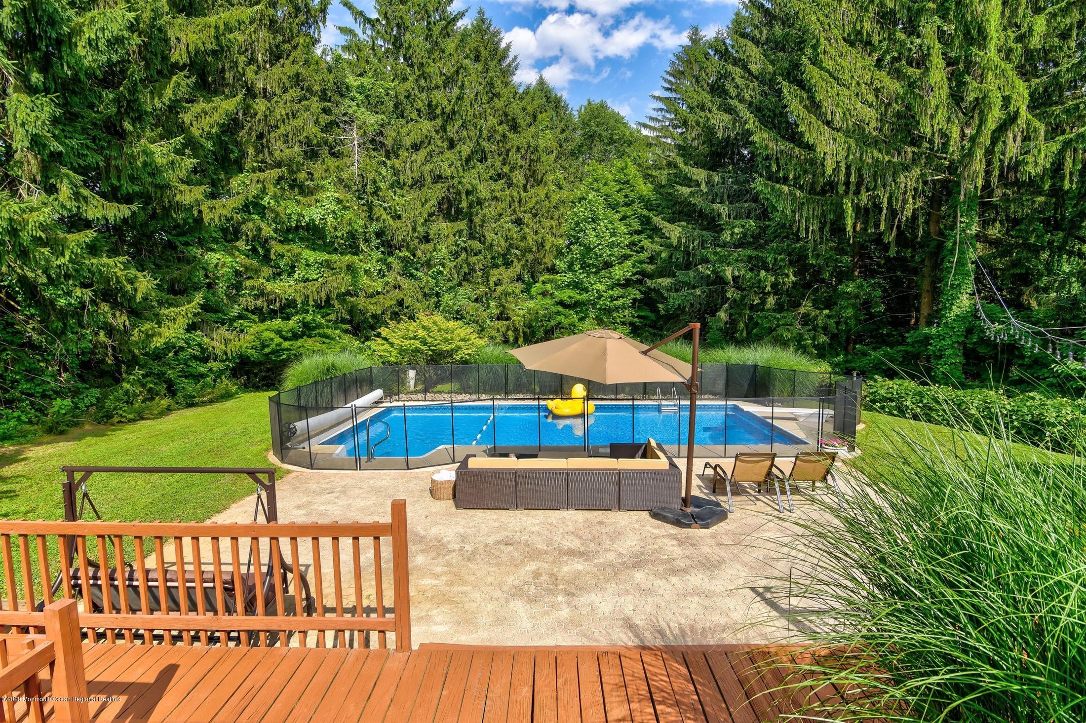 69 Longstreet Road Holmdel, NJ 07733 - Photo 23 of 29 31-Pool