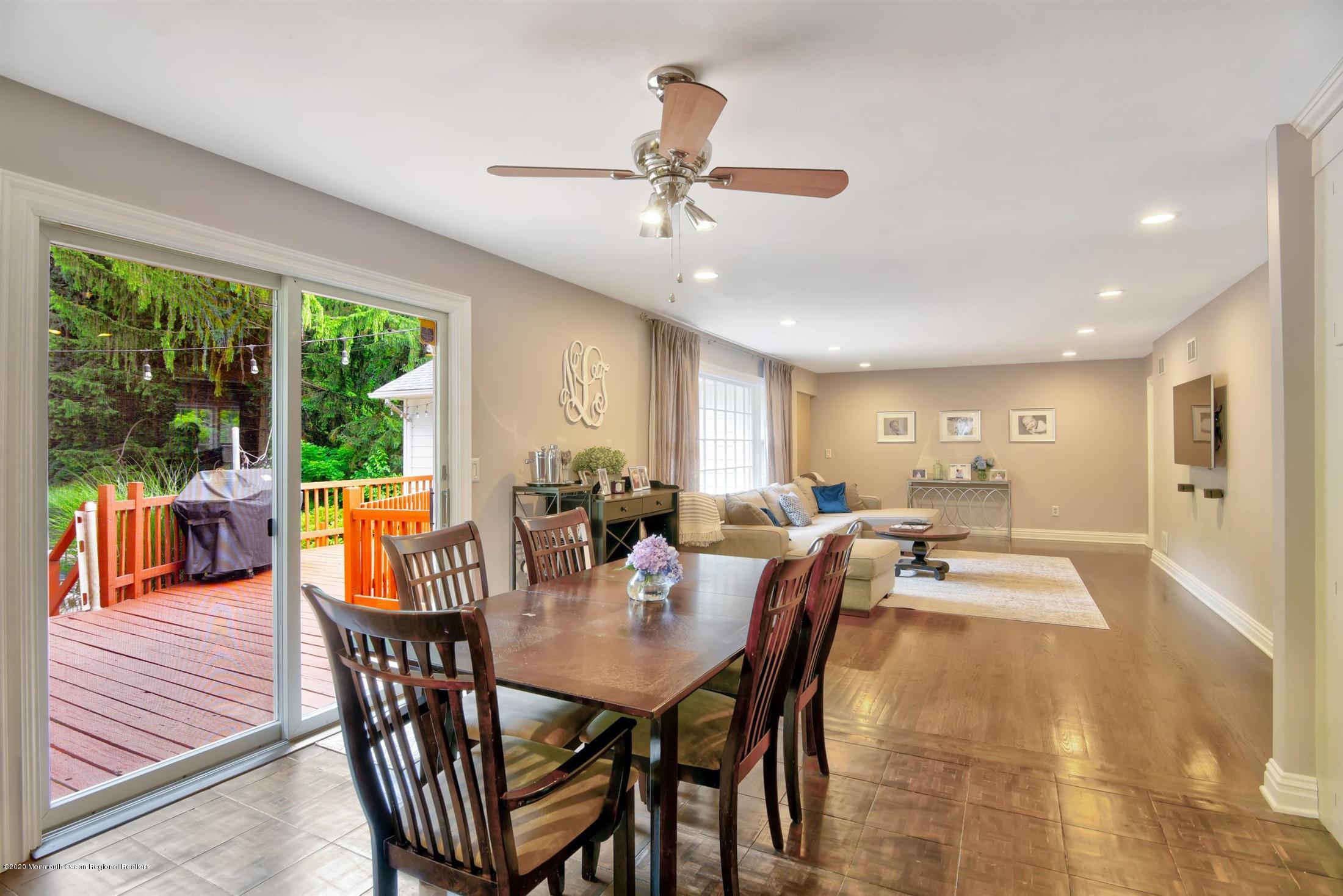 69 Longstreet Road Holmdel, NJ 07733 - Photo 10 of 29 Eat In Kitchen