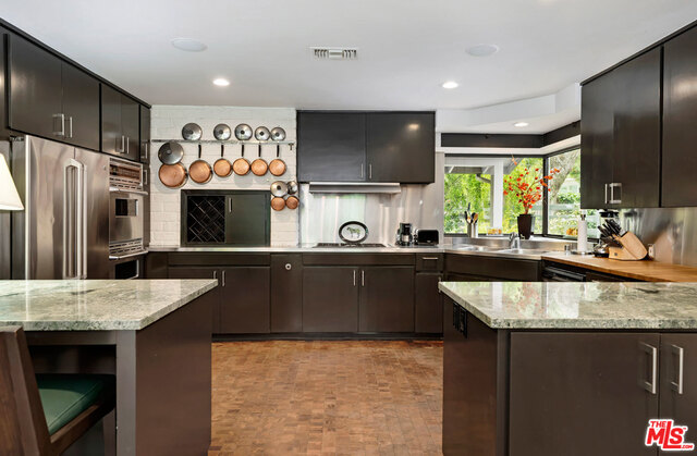 949 Rivas Canyon Road Pacific Palisades, CA 90272 - Photo 11 of 25