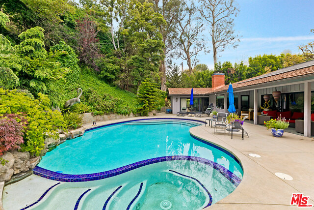 949 Rivas Canyon Road Pacific Palisades, CA 90272 - Photo 22 of 25