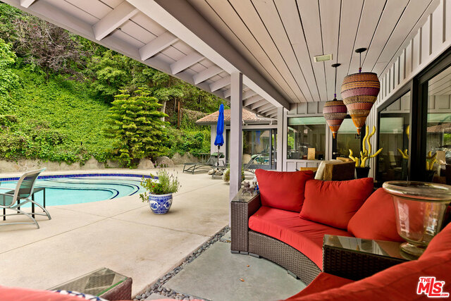 949 Rivas Canyon Road Pacific Palisades, CA 90272 - Photo 24 of 25