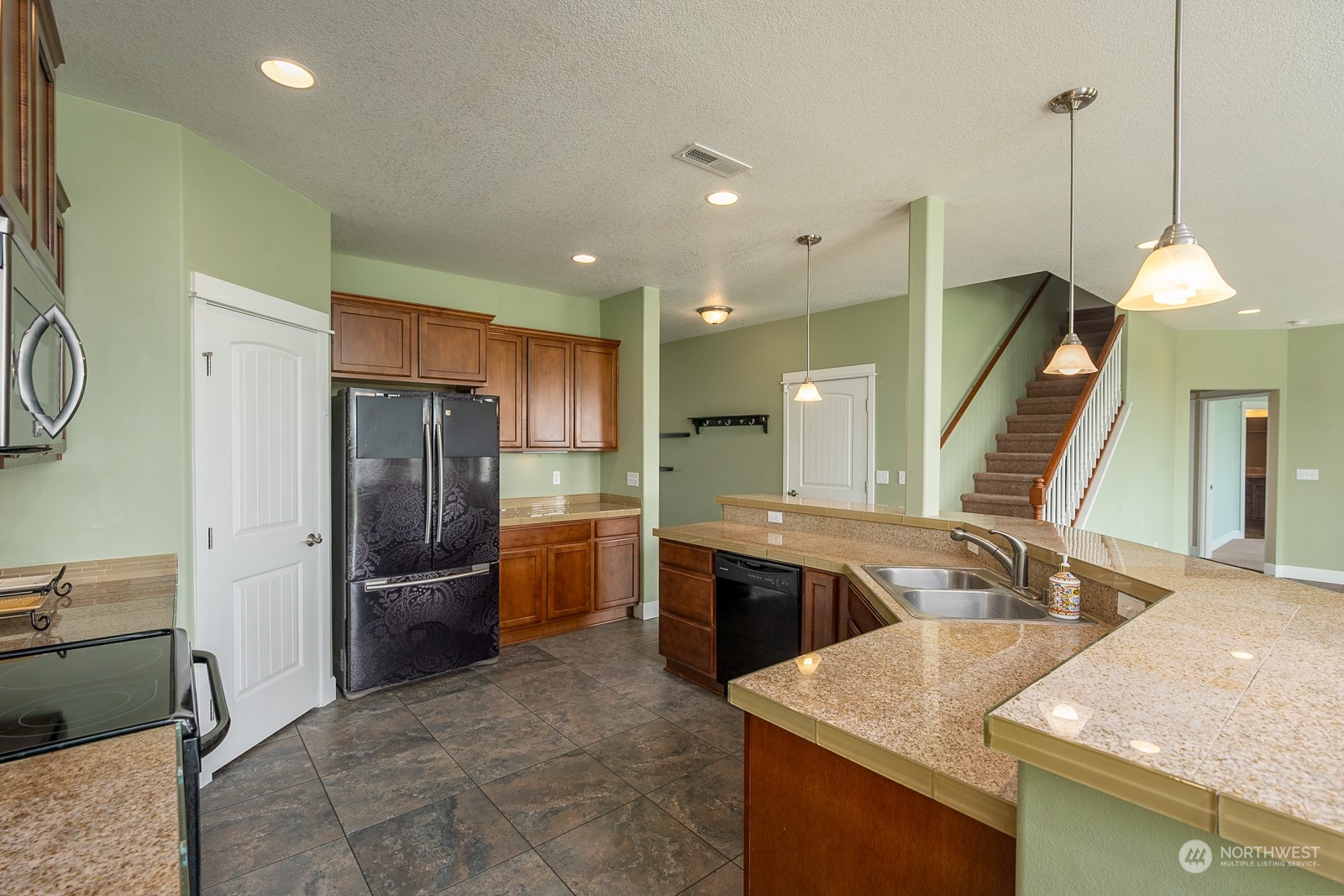 5757 Rd J.4 Northeast Moses Lake, WA 98837 - Photo 17 of 40 Gallery Image 17