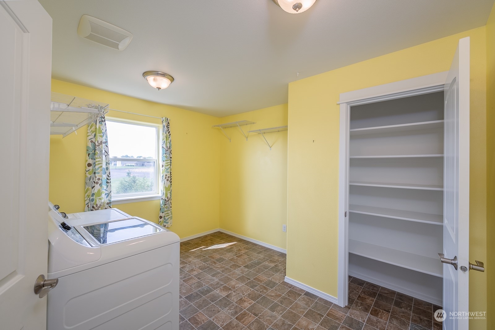 5757 Rd J.4 Northeast Moses Lake, WA 98837 - Photo 30 of 40 Gallery Image 30