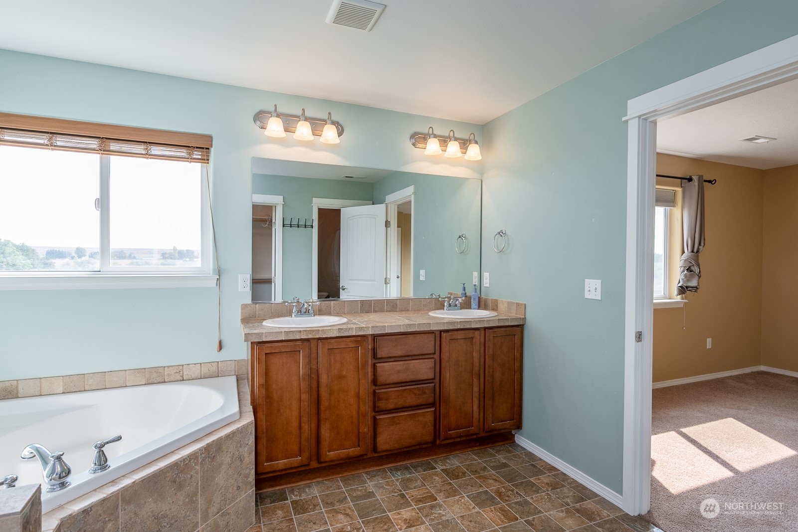 5757 Rd J.4 Northeast Moses Lake, WA 98837 - Photo 35 of 40 Gallery Image 35