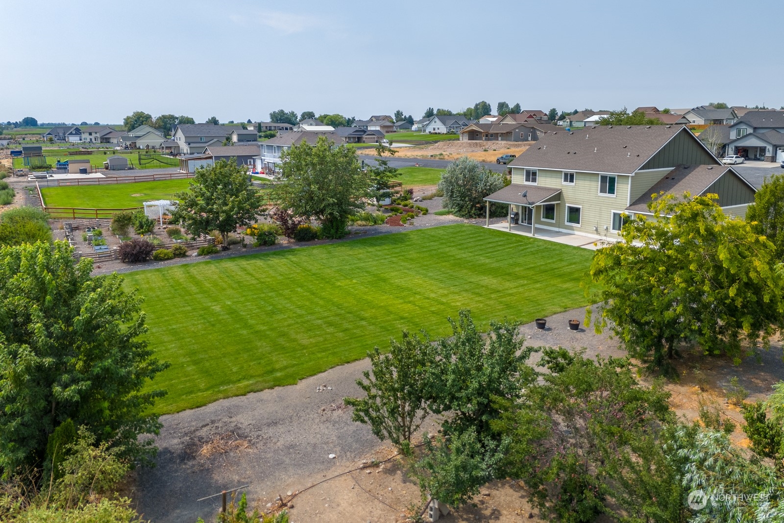 5757 Rd J.4 Northeast Moses Lake, WA 98837 - Photo 4 of 40 Gallery Image 4