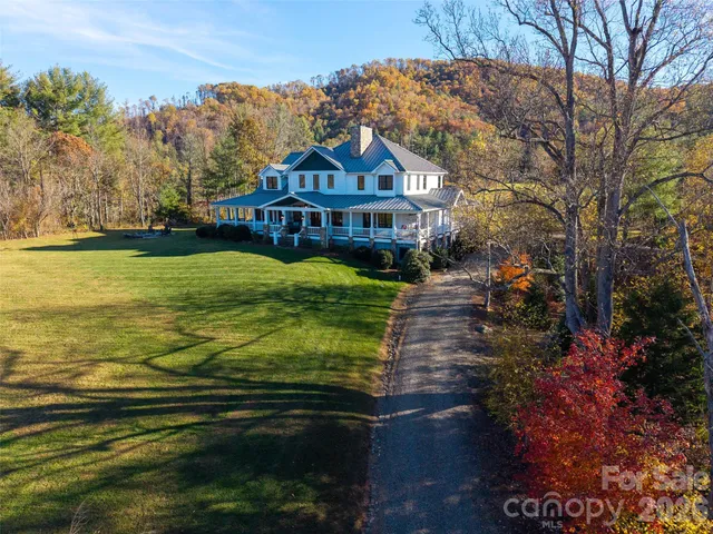 $2,345,000 | 29 Bonnie Brae Drive, Weaverville, NC 28787