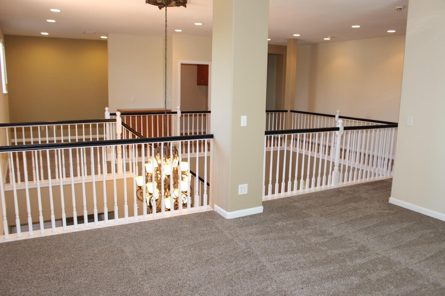 2478 Rall Avenue Clovis, CA 93611 - Photo 16 of 35 a view of a hallway