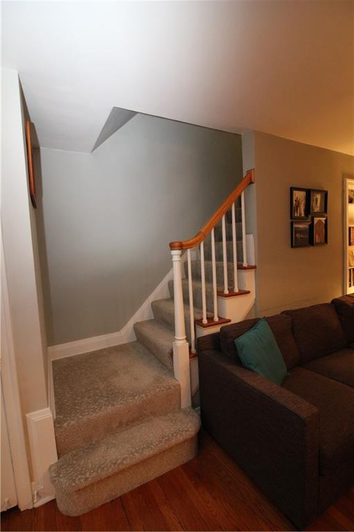 542 Bigham Road Pittsburgh, PA 15211 - Photo 8 of 25