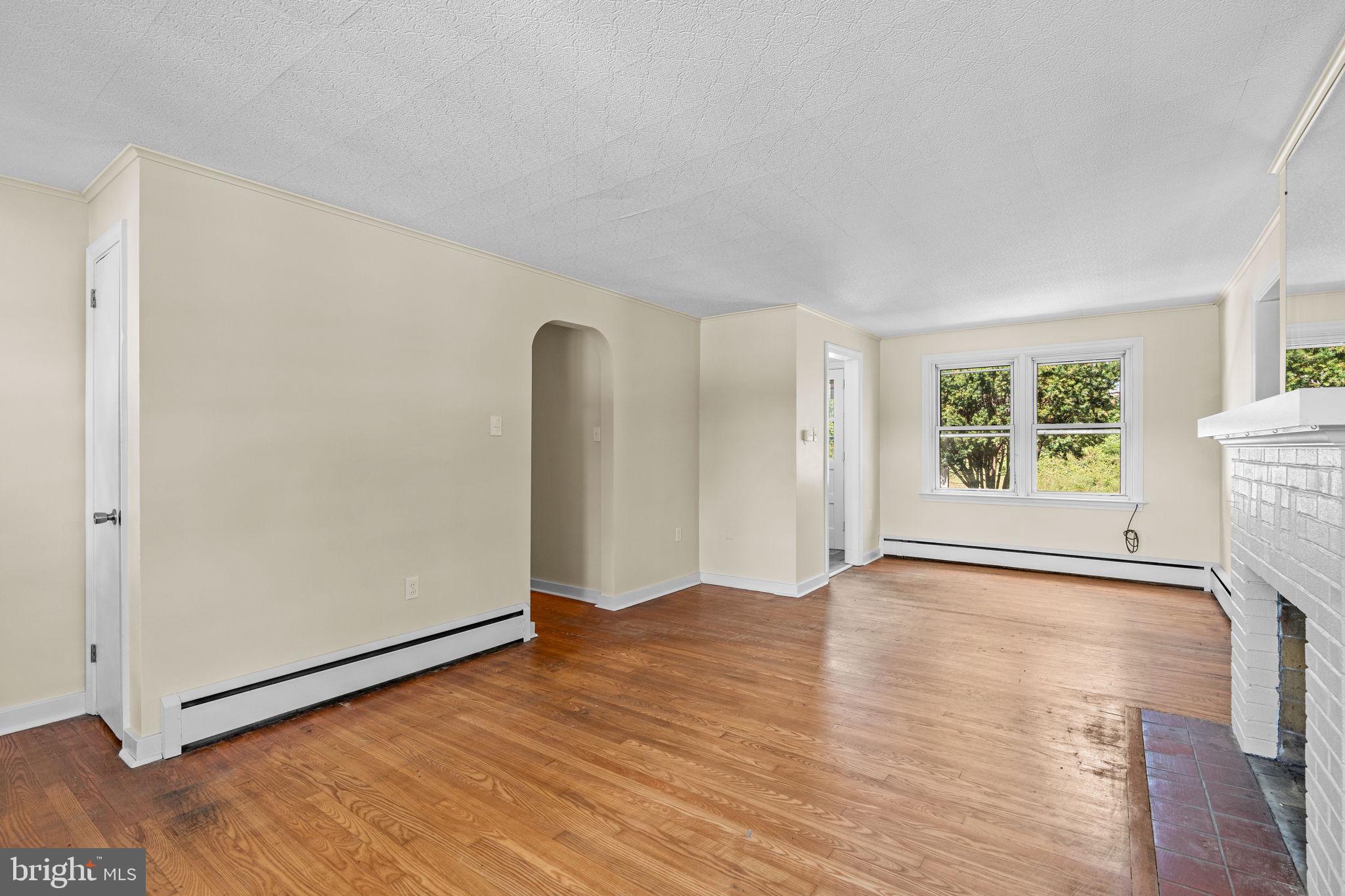 3416 Centerfield Road Harrisburg, PA 17109 - Photo 4 of 19 Gallery Image 4