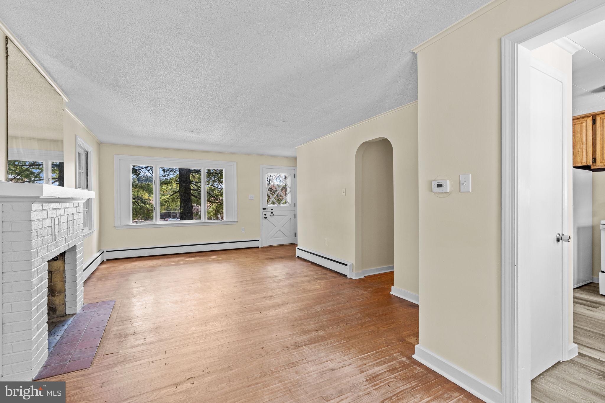 3416 Centerfield Road Harrisburg, PA 17109 - Photo 5 of 19 Gallery Image 5